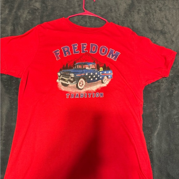Freedom Tradition Red unisex T-Shirt - Picture 1 of 2